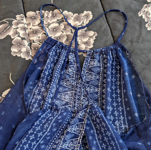 Sheer Studded Paisley Blouse - Picture 5 of 5